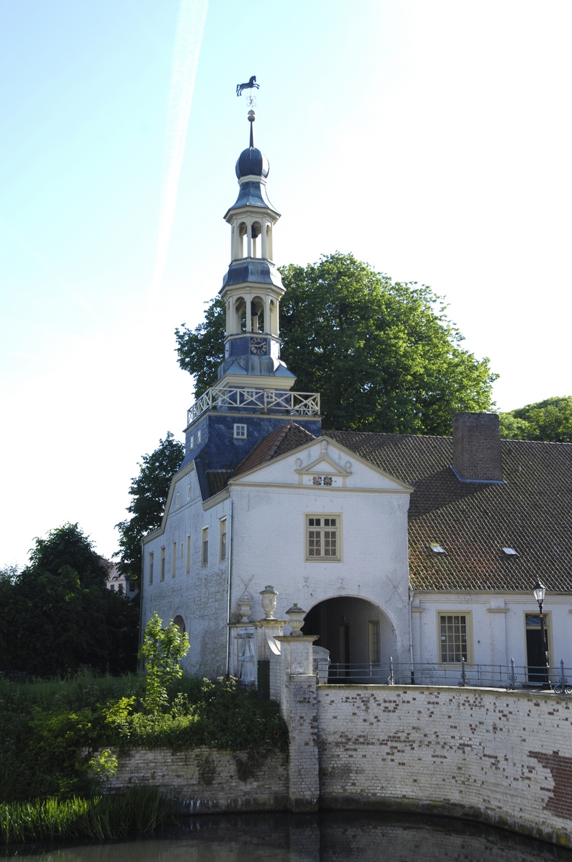 Dornum, Turm am Schloss