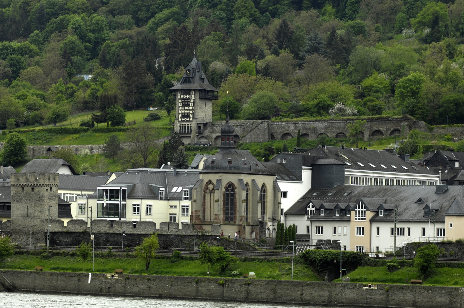 St. Goar, Oberwesel, Wehranlagen am Rhein