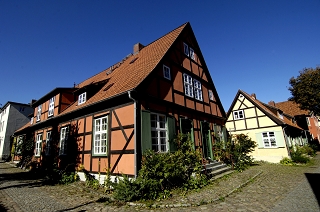 Stralsund Kloster Fachwerk rot